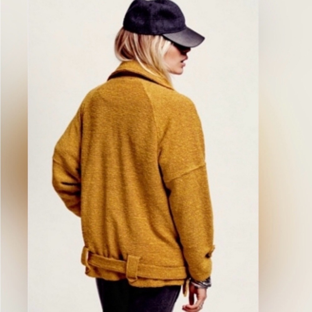 Free People Mustard Textured Knit Belted Jacket Coat Size Medium Slouchy Boho - Picture 3 of 14